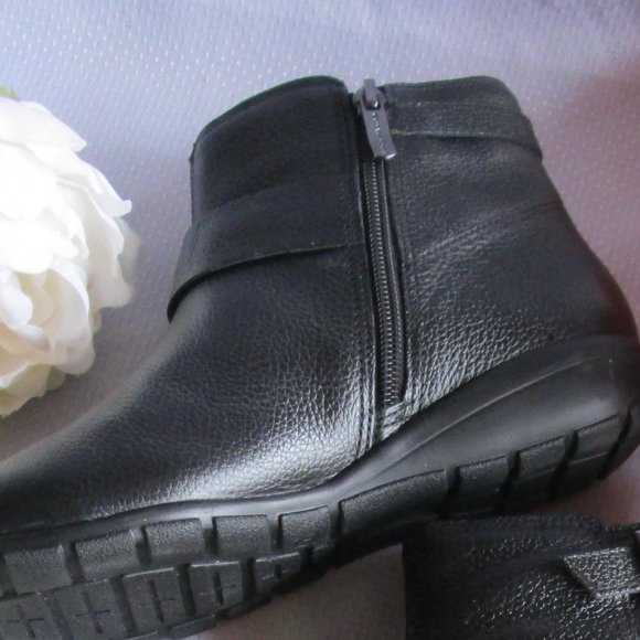 💫 SOLD - EASY SPIRIT AURELIA AUTHENTIC LEATHER BLACK ANKLE BOOTS - SIZE 7 - Picture 14 of 15